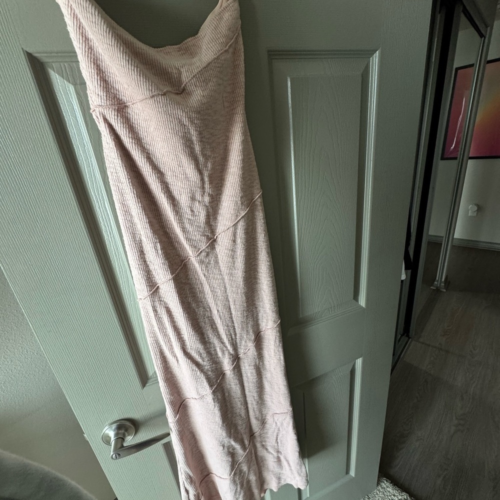 Pink Ribbed Maxi Dress - Picture 5 of 5